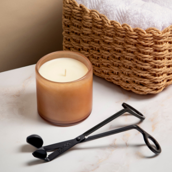 Retreat | Candle