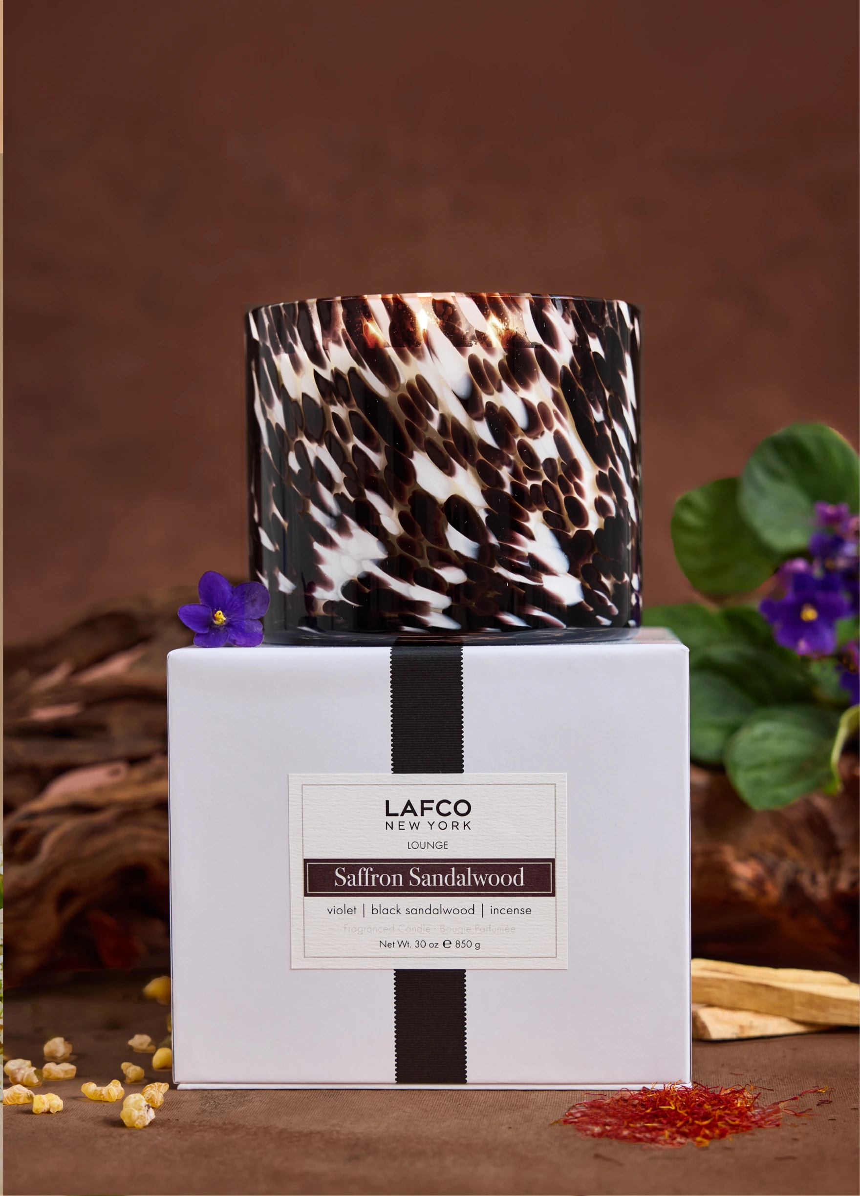 Saffron Sandalwood | Candle size:30oz