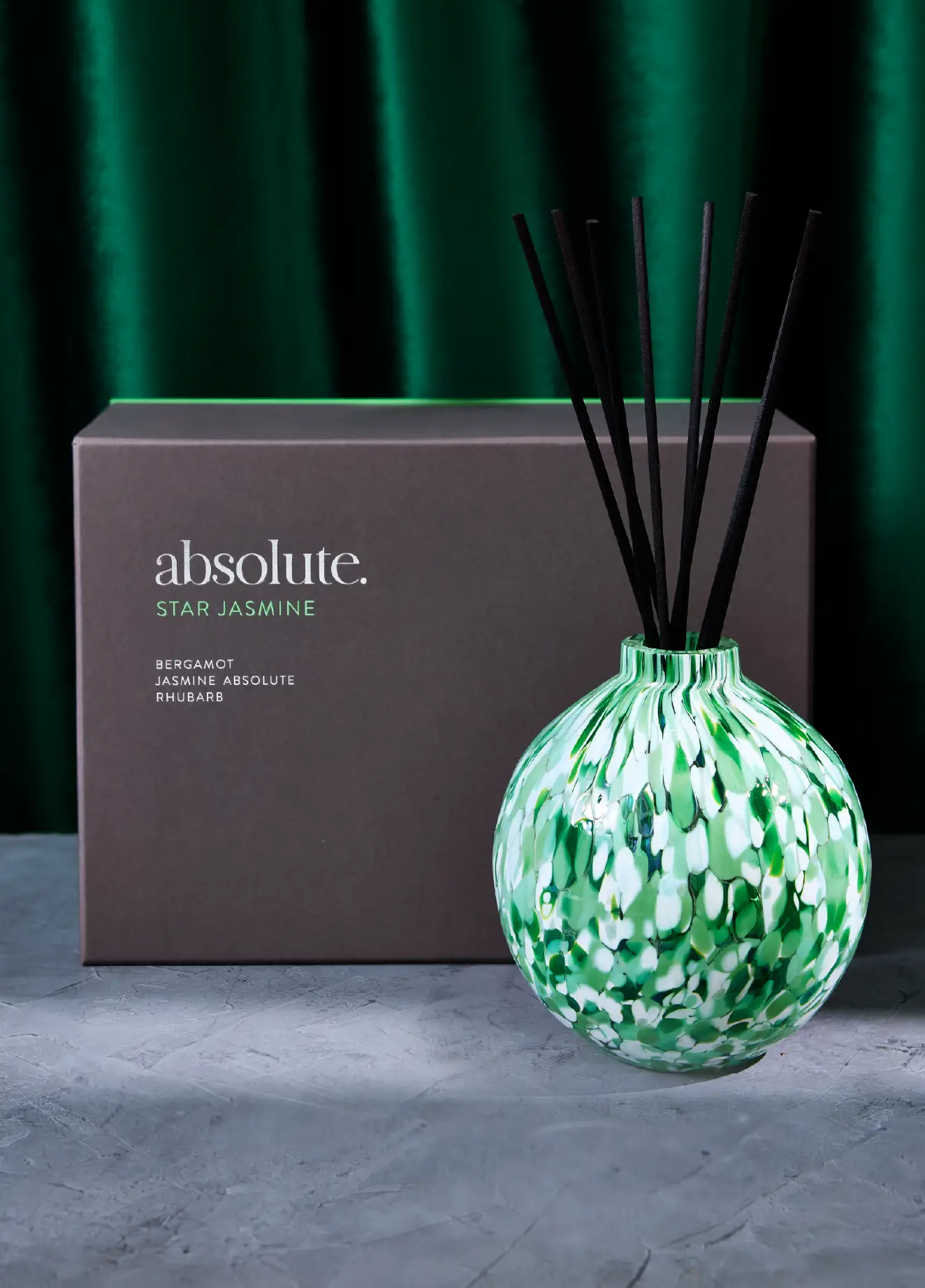 Signature Absolute Star Jasmine Reed Diffuser